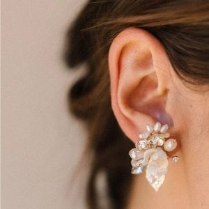 Untamed Petals Willow Earrings